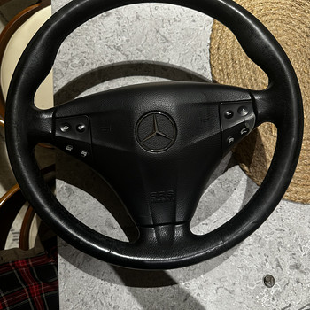 Mercedes-Benz rool