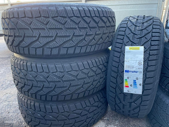 265 65 R 17 Kormoran Snow SUV ( Made by Michelin )
