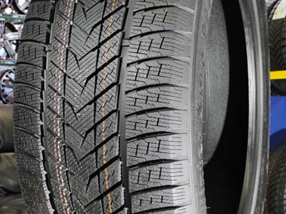 315 35 R 20 ZMAX WINTERHAWKE II ( UUED )