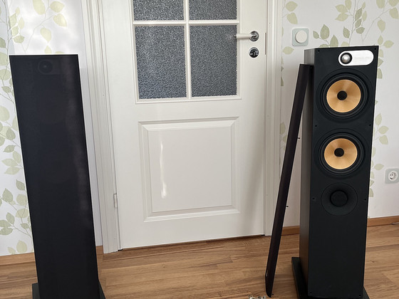 Bowers & Wilkins B&W 684 põrandakõlarid + Jamo kaablid