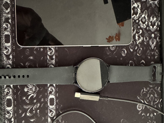 Samsung S25 256gb + galaxy watch 6