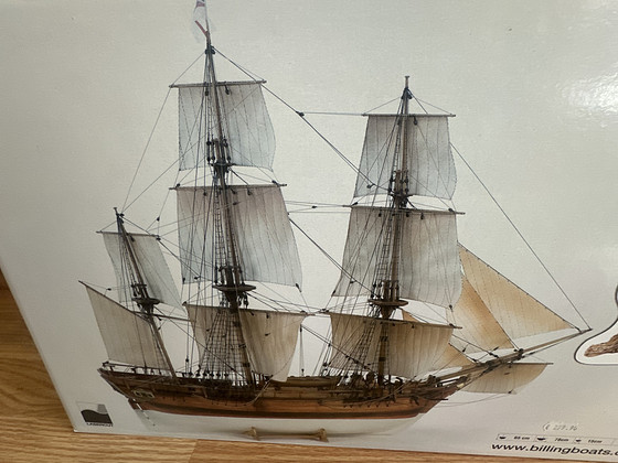 Müüa puidust purjelaeva mudel H.M.S. Bounty 492