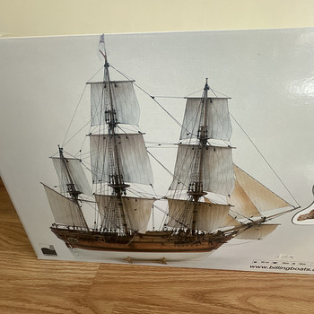 Продаю деревянную модель парусного корабля H.M.S. Bounty 492
