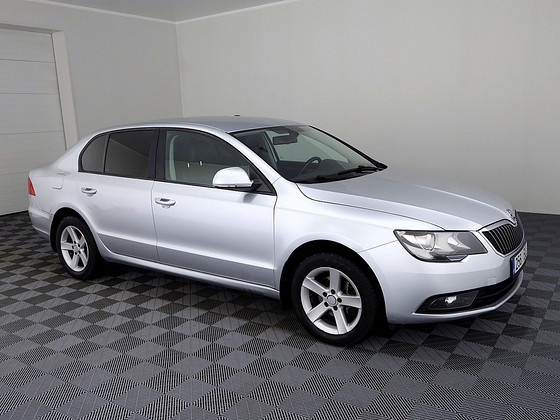 Skoda Superb Highline Facelift ATM 1.6 TDI 77kW