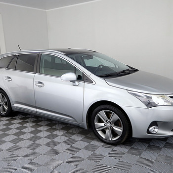 Toyota Avensis Luxury Facelift ATM 2.2 D-CAT 110kW