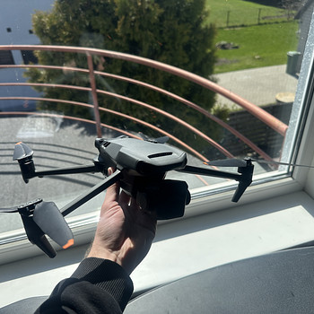 DJI Mavic 3 Pro Fly More Combo (DJI RC Pro)