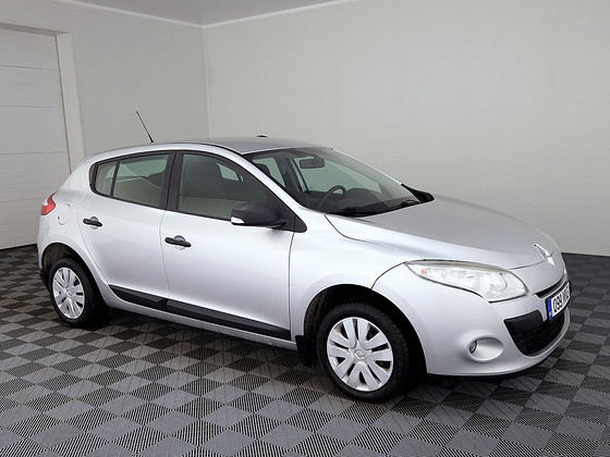 Renault Megane Elegance 1.6 81kW