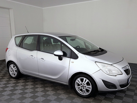 Opel Meriva Elegance 1.4 74kW