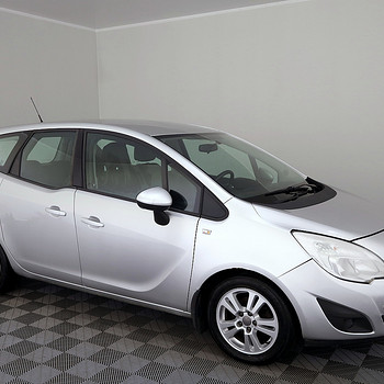 Opel Meriva Elegance 1.4 74kW