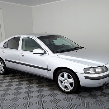 Volvo S60 Summum ATM 2.4 D5 120kW