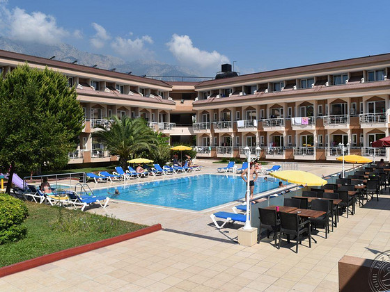 ARES DREAM HOTEL