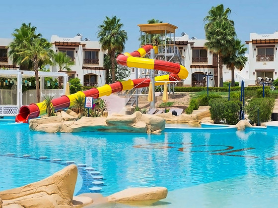 AMPHORAS AQUA (EX.SHORES GOLDEN RESORT)