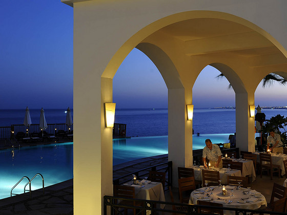REEF OASIS BLUE BAY RESORT & SPA