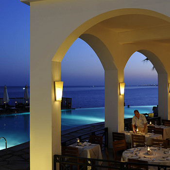 REEF OASIS BLUE BAY RESORT & SPA