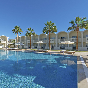 REEF OASIS BEACH RESORT