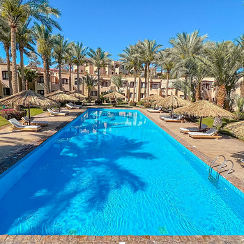 TAMRA BEACH HOTEL