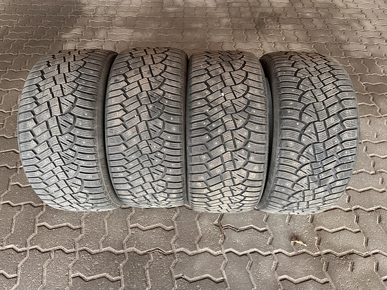 Continental IceContact 2 naastrehvid. 4tk - 275/40 R20