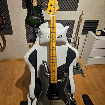 Fender American Professional II Precision bass