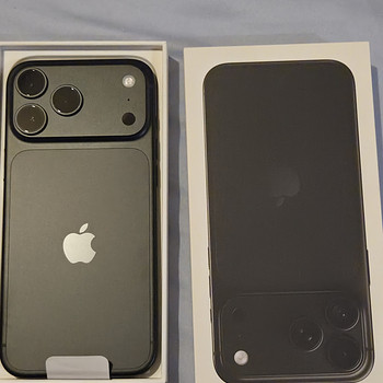 iPhone 18 Pro Max 256GB black.