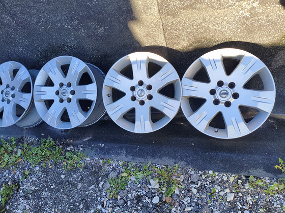 Nissan R17, (6×114.3, DIA-66.1mm) valuveljed.
