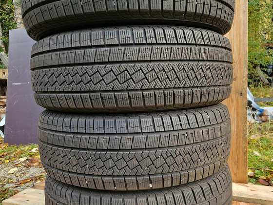Pirelli ice zero asimmetrico 215 65 16 M+S extra load ламельная