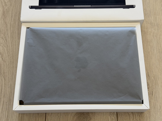 Apple Macbook Pro 14 M5 16/512GB SWE. Акy 100%, гарантия