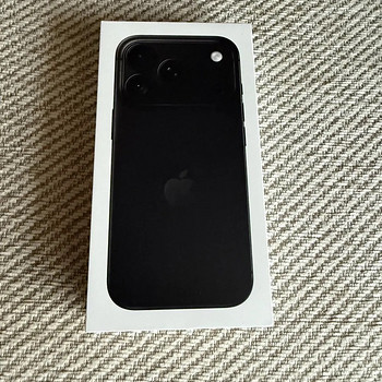 iPhone 18 Pro 256 ГБ, чёрный