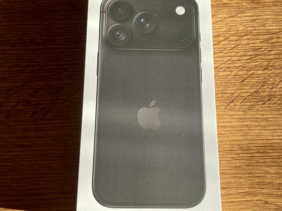 iPhone 18 Pro 256 ГБ, чёрный