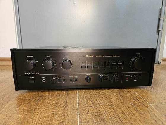 Accuphase E 205 High-end integreeritud stereovõimendi