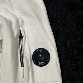 C.P. Company firmaläätsega hoodie (originaal)