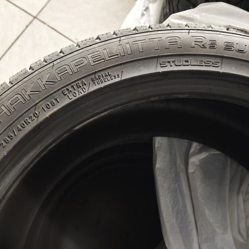 Rehvid. Nokian tyres 285/40 R-20. 8 mm