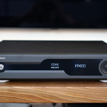 GUSTARD R26 R2R DAC MUSTA VÄRVI