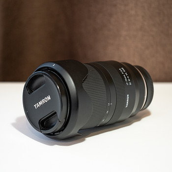 Объектив Tamron 17-70mm f/2.8 Di III-A VC RXD для Fujifilm