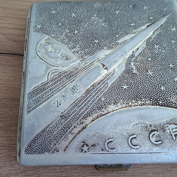 Портсигар Космос СССР. Ракета Восток Ю. Гагарин 12.04.1961 г