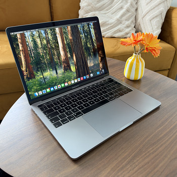 Apple MacBook Pro 13", 2019, i5, 16GB, 256GB - A1989