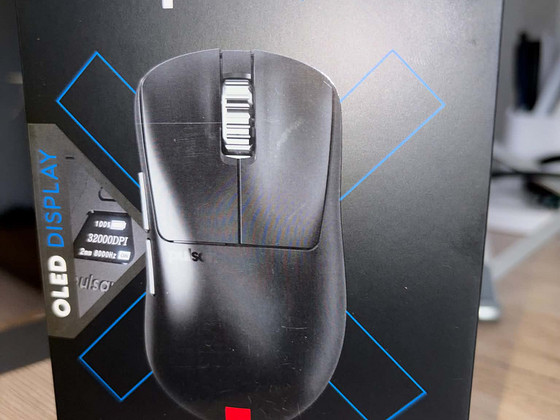 Беспроводная игровая мышь Pulsar Xlite v4 eS Mini