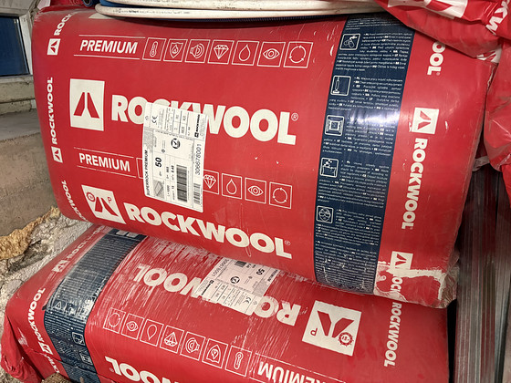 Müüa ROCKWOOL SUPERROCK PREMIUM kivivill 50 mm – 9 pakki