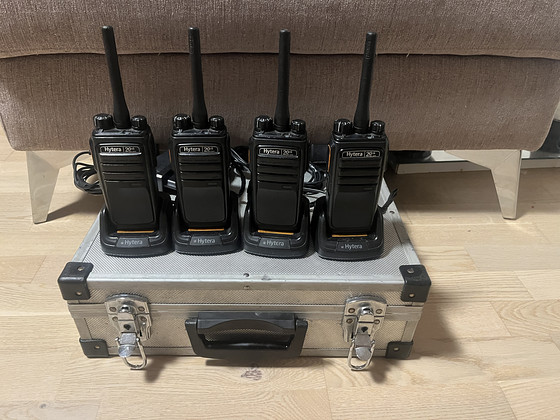 Продаётся комплект раций Hytera PD505 - 4 шт.