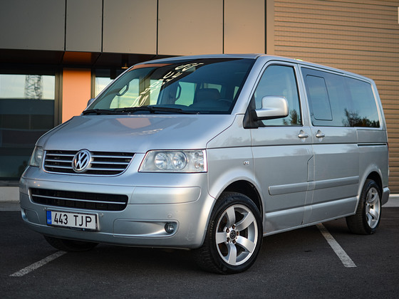M/V: Volkswagen Multivan Highline 2.5 R5 TDI 96kW