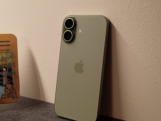 iPhone 17 Sage 256 ГБ – как новый / 50 дней с покупки / гарантия