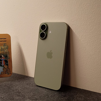 iPhone 17 Sage 256 ГБ – как новый / 50 дней с покупки / гарантия