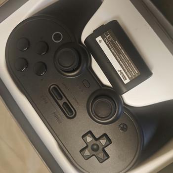 Juhtmevaba 8BitDo Pro 2 Bluetooth Gamepad (must versioon).
