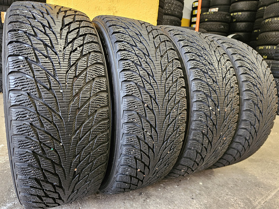 205 55 R 16 Nokian Hakkapeliitta R2