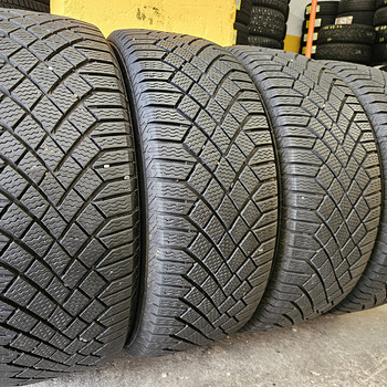 235 55 R 18 Continental VikingContact 7