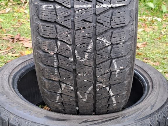 M+S 215 50 17, Bridgestone Blizzak WS80, 95H, 7 мм