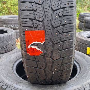 Шипованные шины 235 65 16c Nankang Ice Activa IV-1 Van, 121/119R
