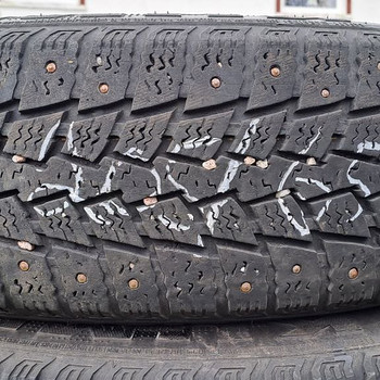 Naastrehvid 205 65 16c, Kumho Powergrip KC11, 107/105R, 7mm