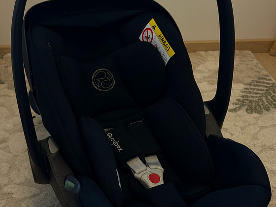 Cybex Cloud G i-Size Moon Black