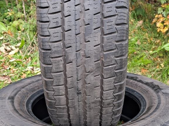 M+S 225 75 16c, Continental VancoFourSeason 2, 121/120R
