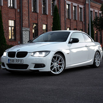 BMW E93 330d M-пакет